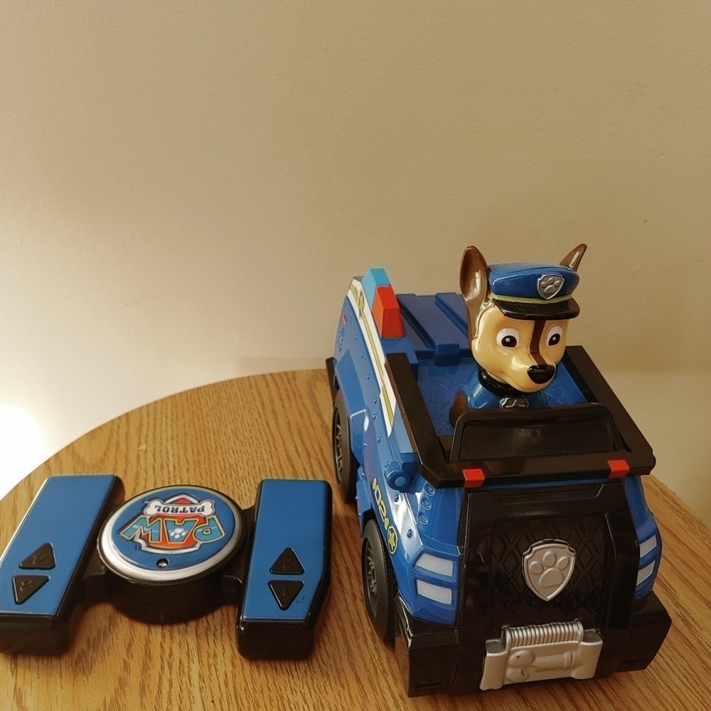 PAW Patrol‎ R/C - Chase Remote Control Cruiser Toys, Ages 3+